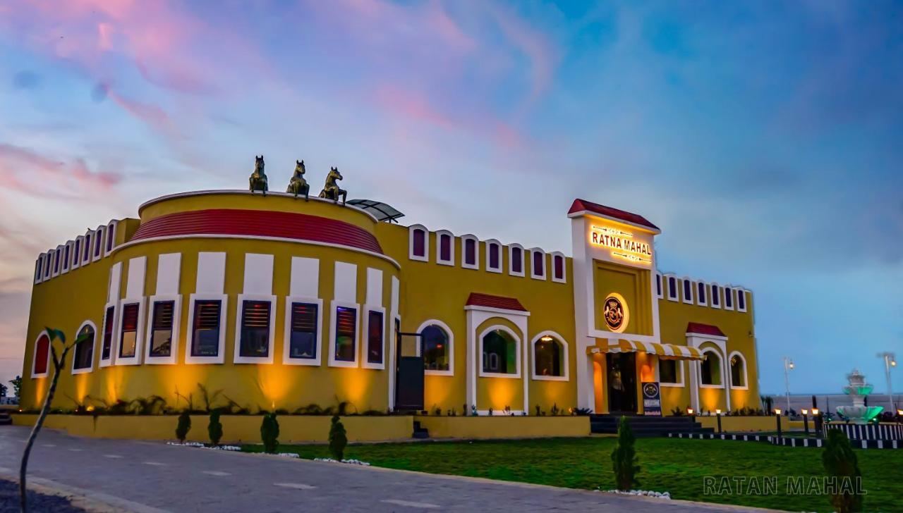Ratna Mahal Dhāmnod Kültér fotó